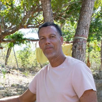Richard Gordon, outdoors under the trees